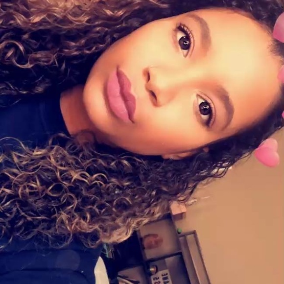 Meet your Posher, Aquissana - Picture 1 of 1